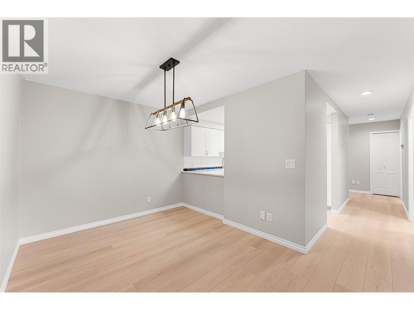 1965 Durnin Road Unit# 104