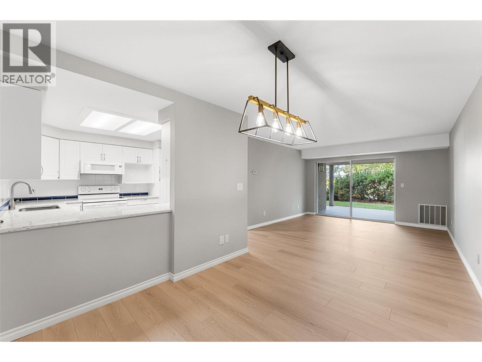 1965 Durnin Road Unit# 104