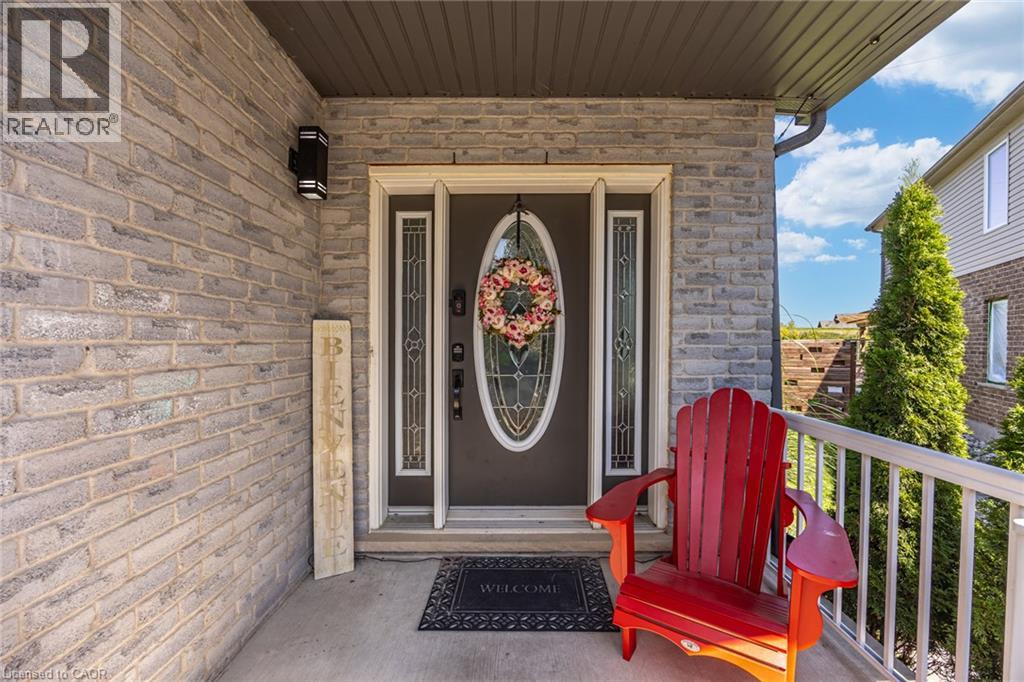 944 PARKVALE Court