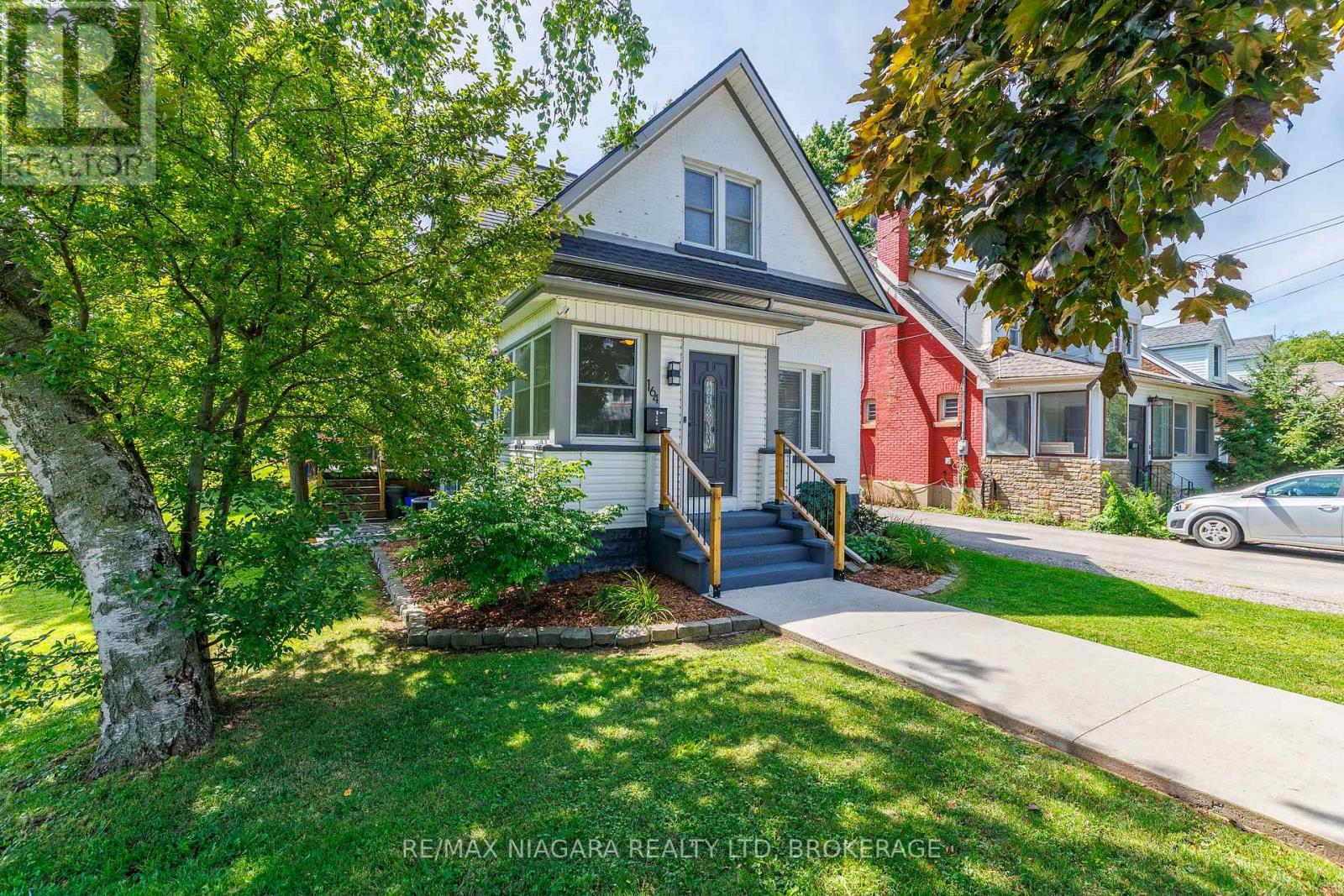 164 KENT STREET