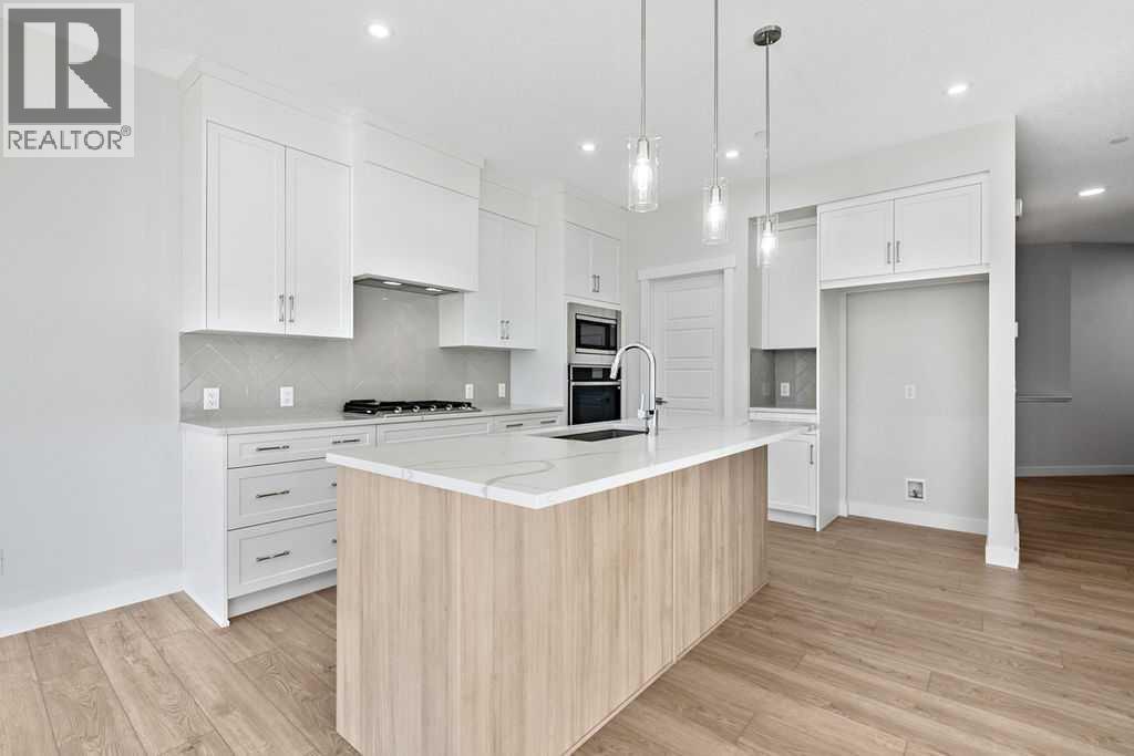 322 Hotchkiss Common SE