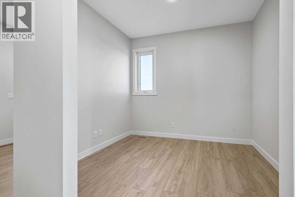 322 Hotchkiss Common SE