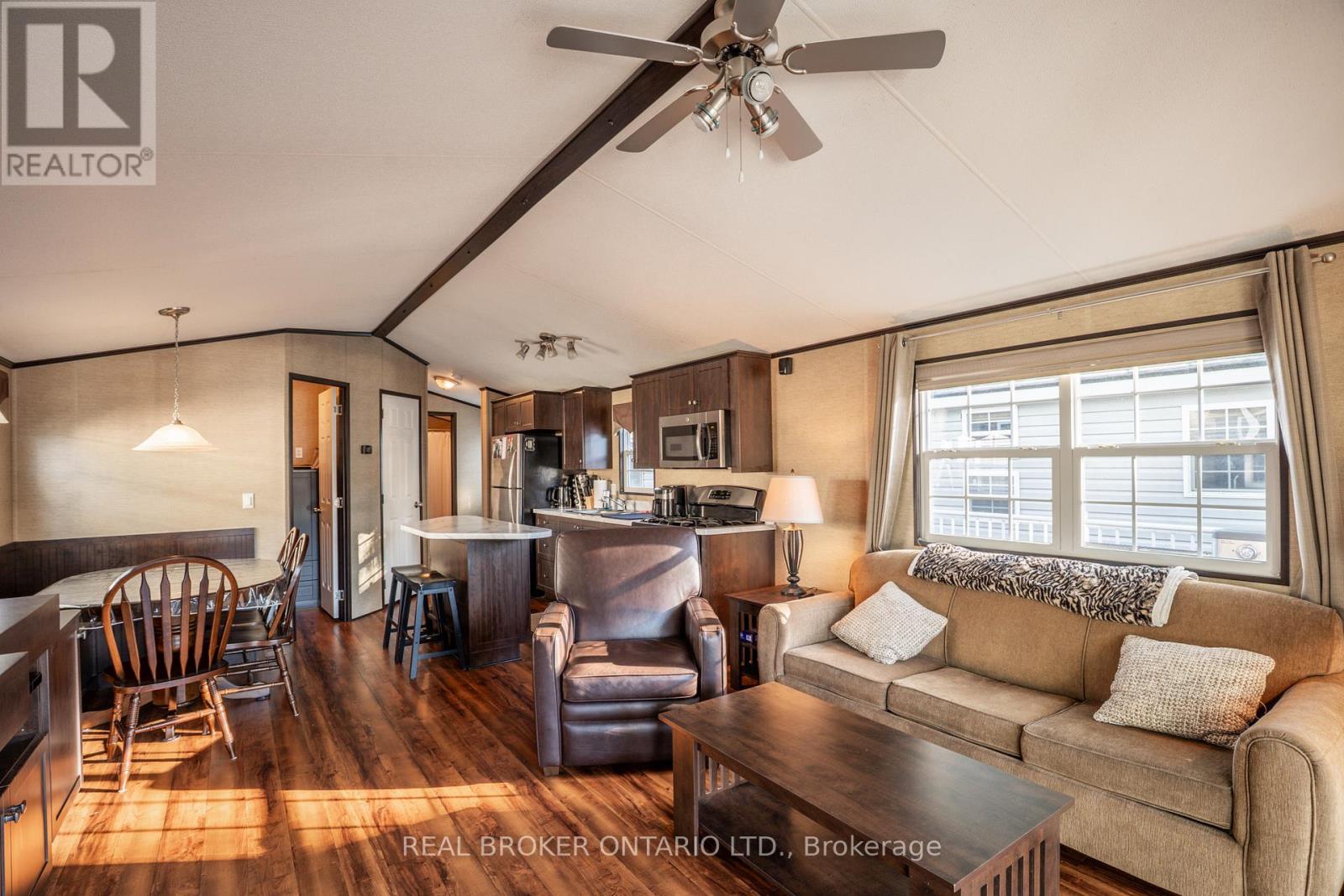 16 - 1082 SHAMROCK MARINA ROAD