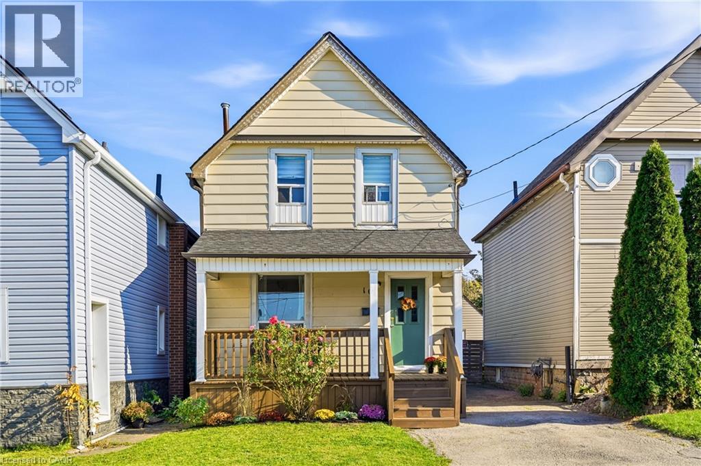108 ROBINS Avenue