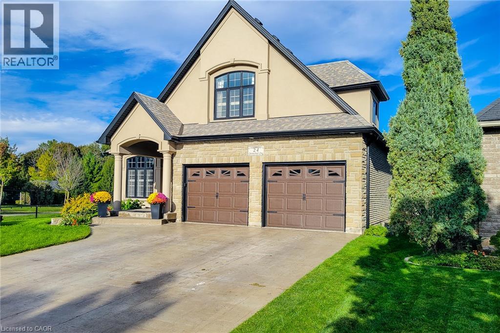 24 CARMICHAEL Crescent