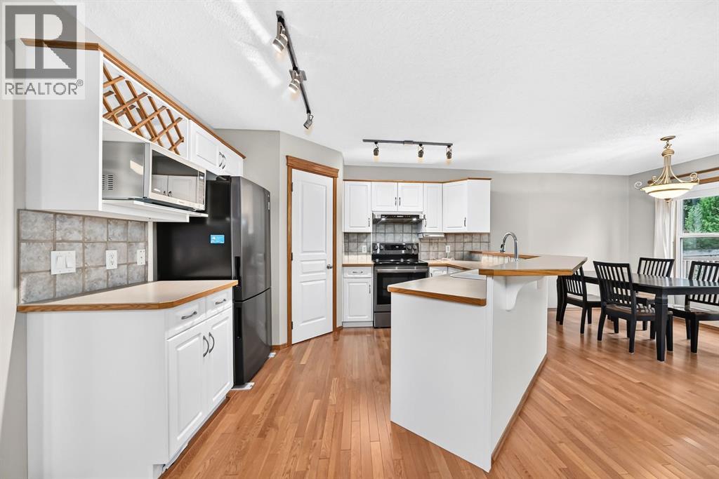 234 Somerglen Way SW