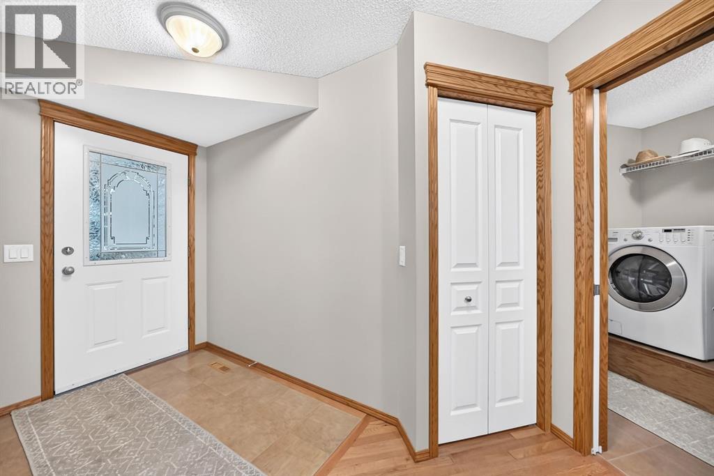 234 Somerglen Way SW