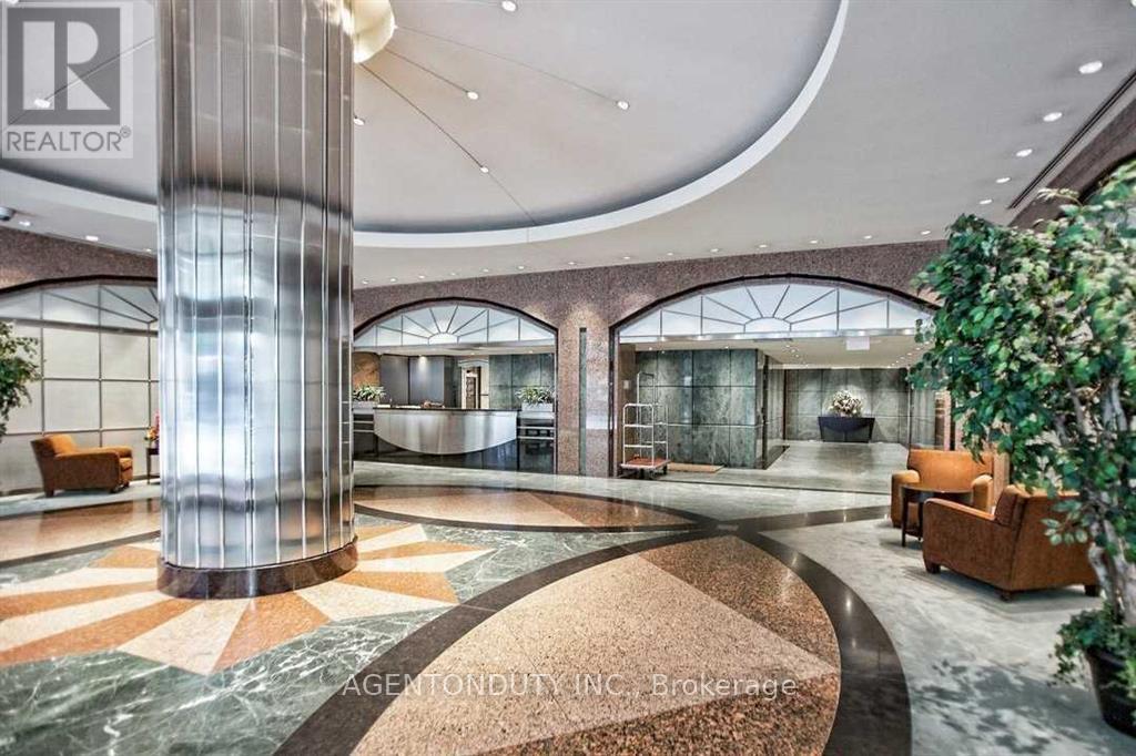 1109 - 7 KING STREET E