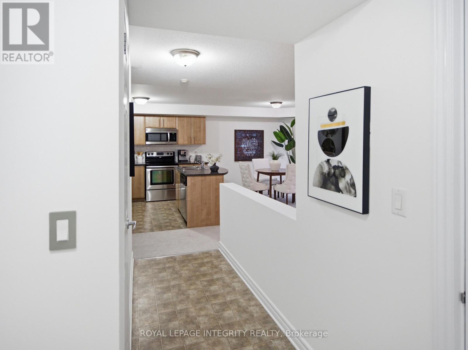 3 - 545 STONEFIELD PRIVATE