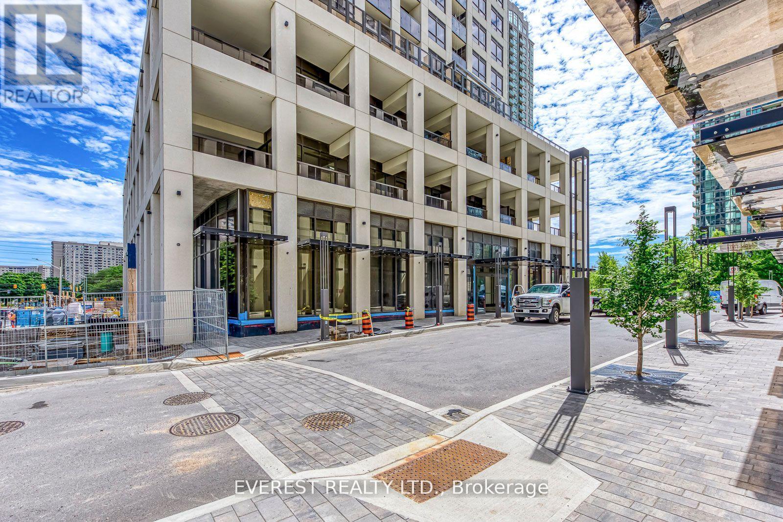 3307 - 30 ELM DRIVE