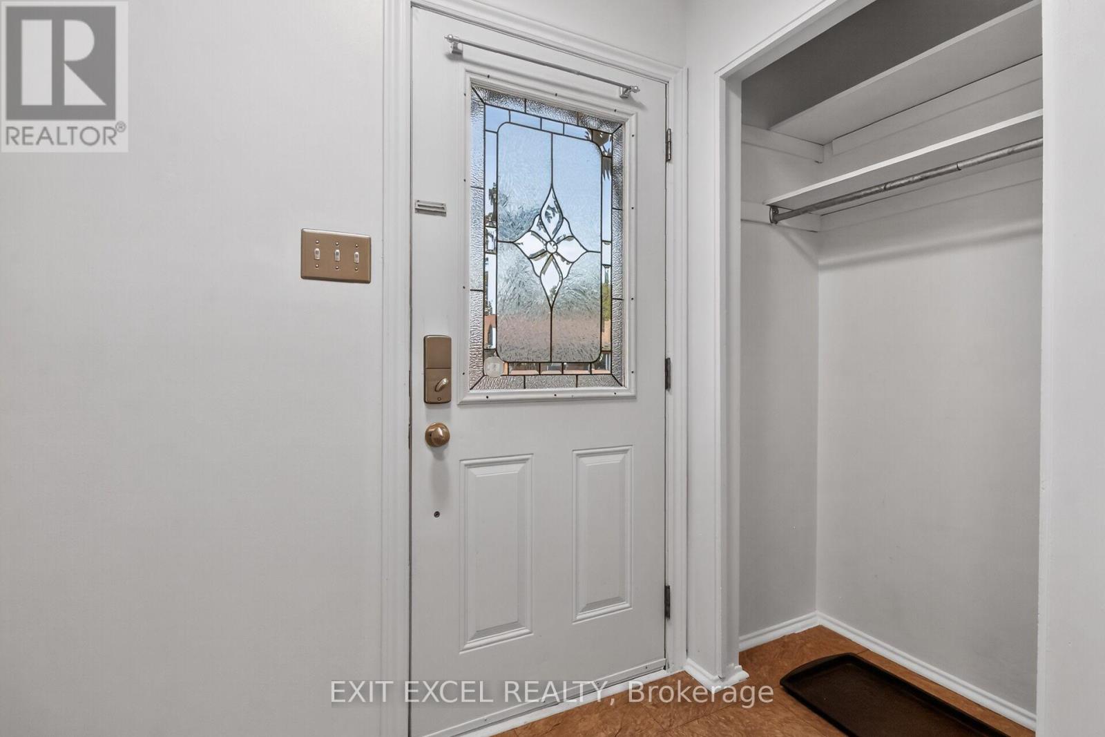 283 MCELROY DRIVE - Photo 3