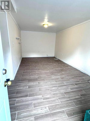 Basement - 3 Blairville Rd, Toronto (Bathurst Manor), ON 4