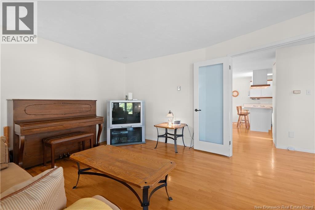 22 Chiasson Court - Photo 4
