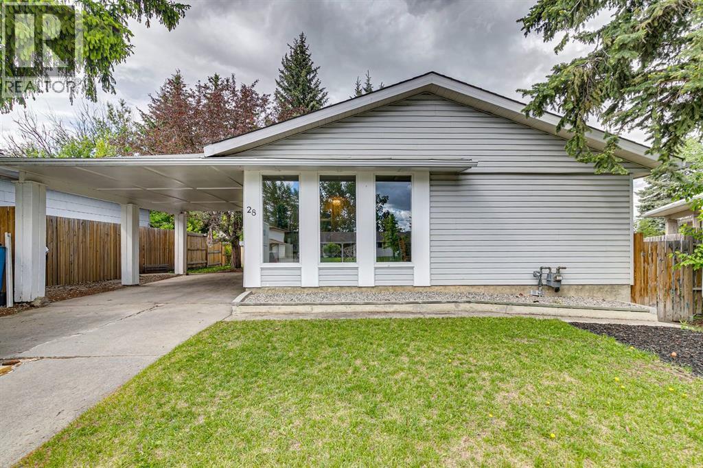 28 Cantrell Bay SW