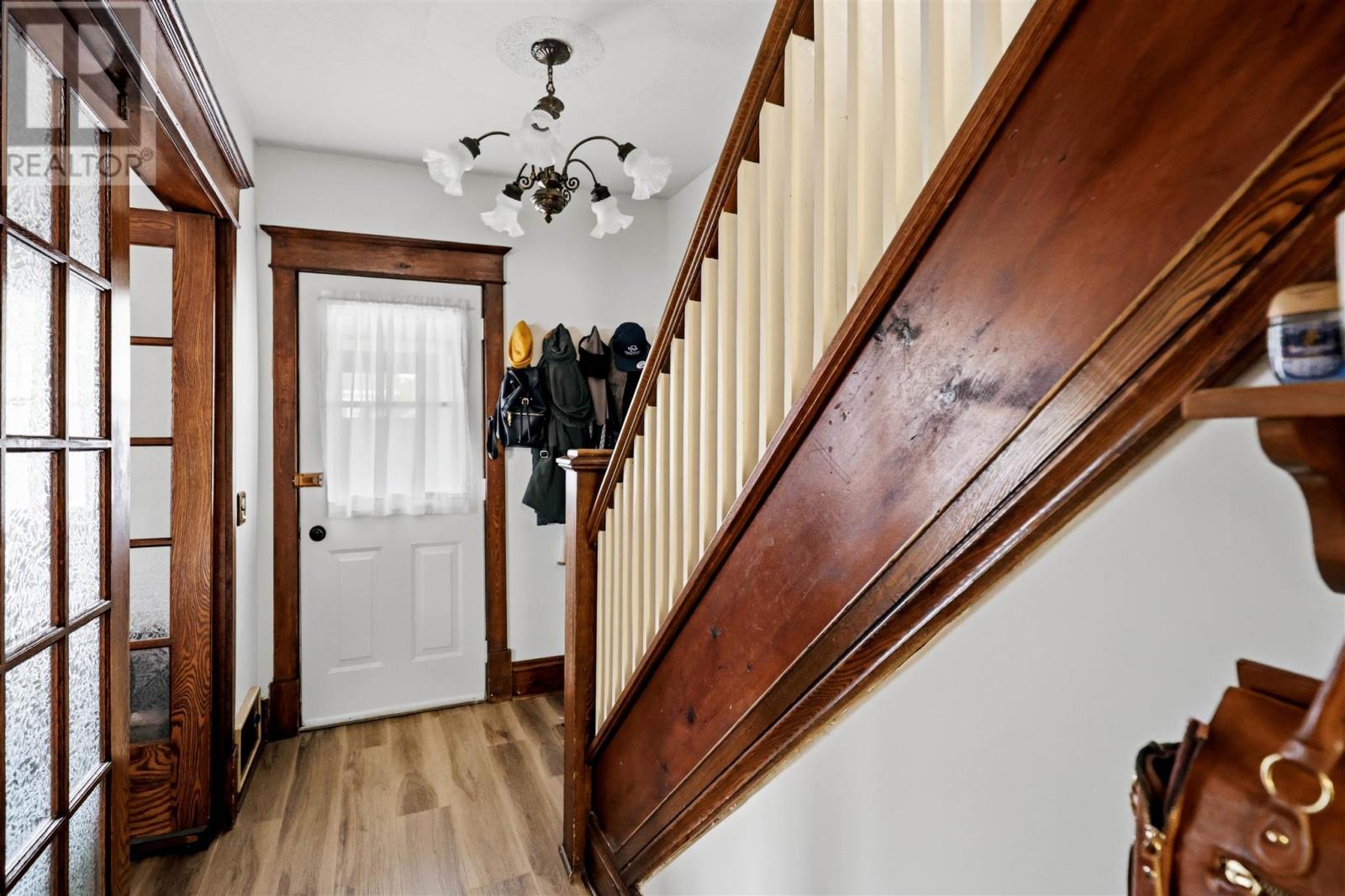 345 Wilson ST - Photo 3