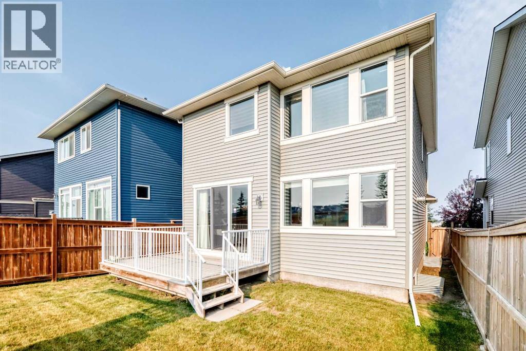 296 Nolancrest Heights NW