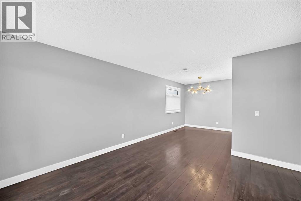 153 Madeira Road NE