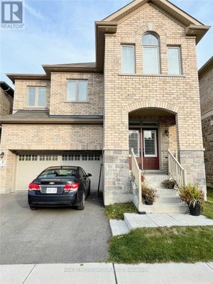 27 Brownsberger Rd, Whitchurch-Stouffville (Stouffville), ON