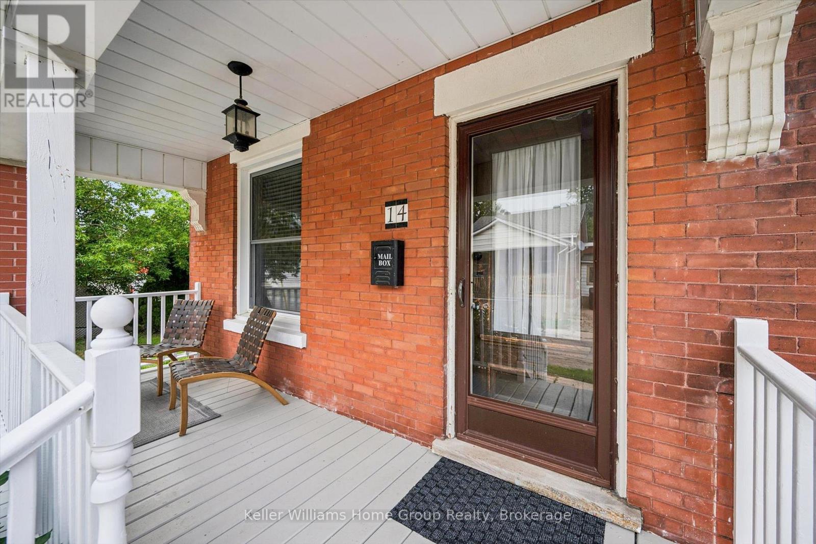 14 VERNEY STREET