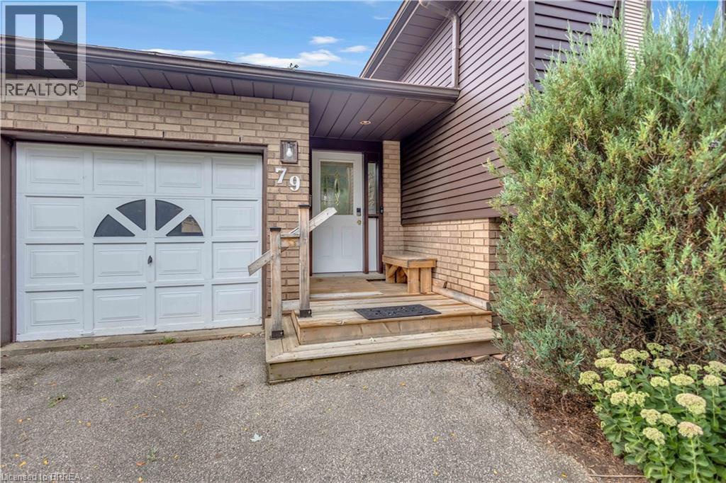 79 HOBART Crescent