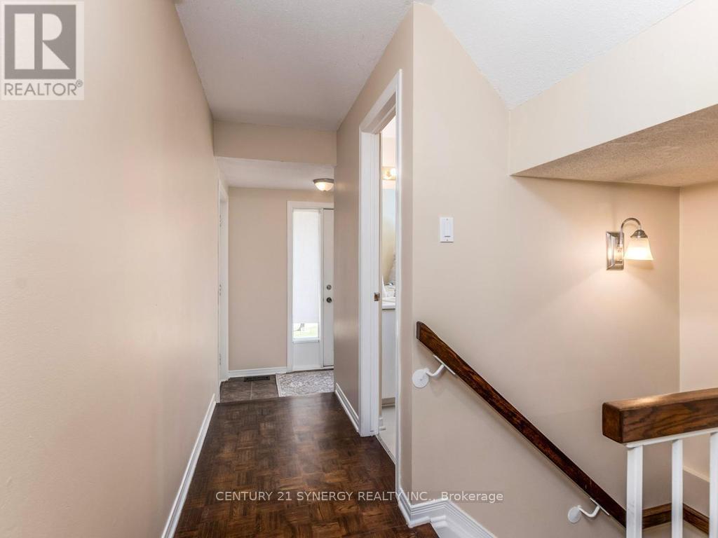 80 - 22C MAPLE RIDGE CRESCENT