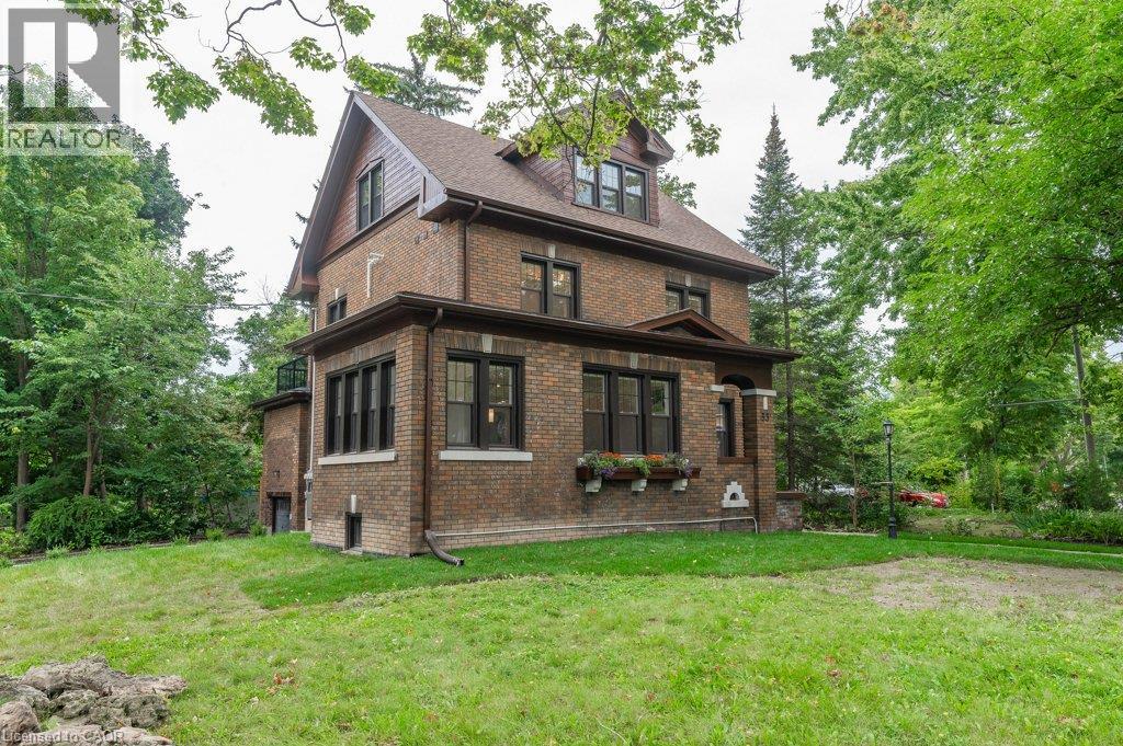 53 MARGARET Avenue Unit# C