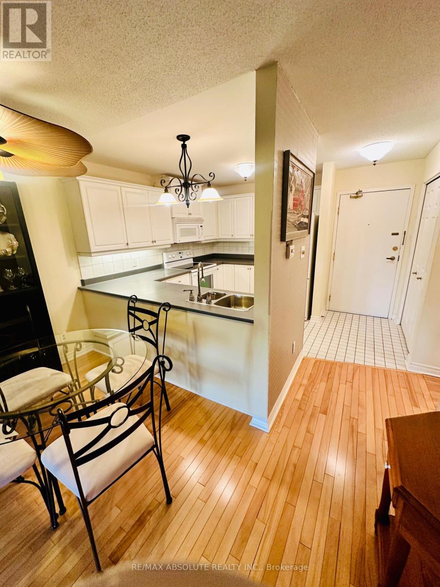 310 - 61 JACK CRESCENT