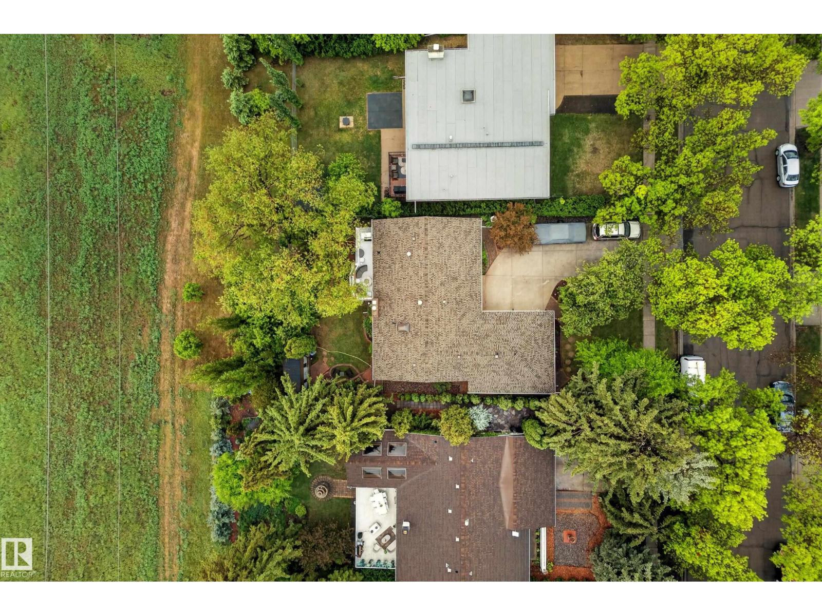 78 GOODRIDGE DR