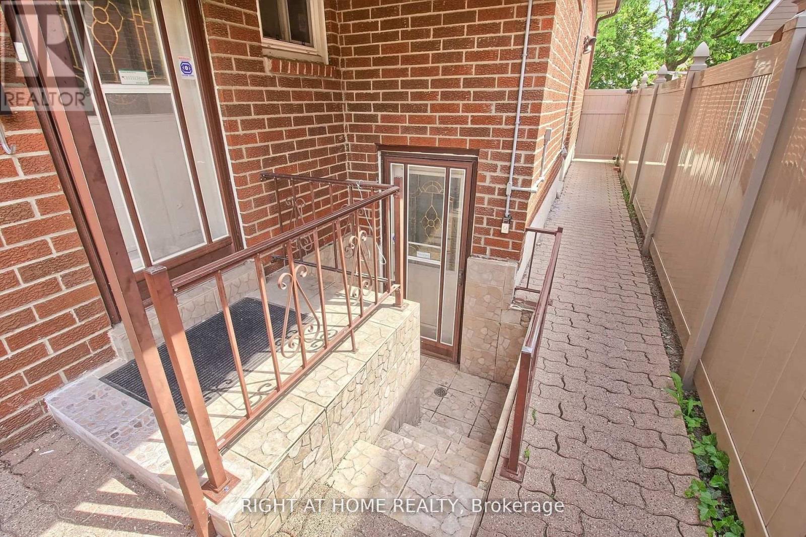 #02 - 37 CHERRY HILLS ROAD