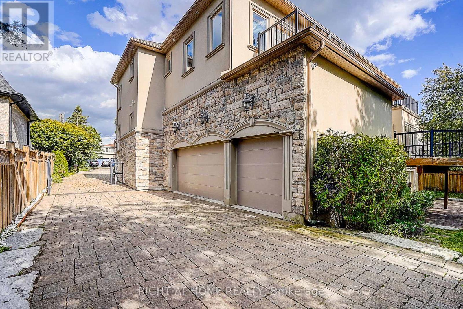16 FAIRVIEW AVENUE