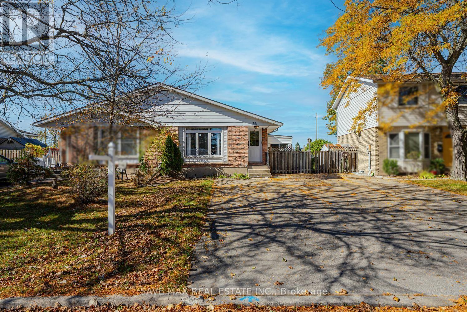 38 MANLEY CRESCENT