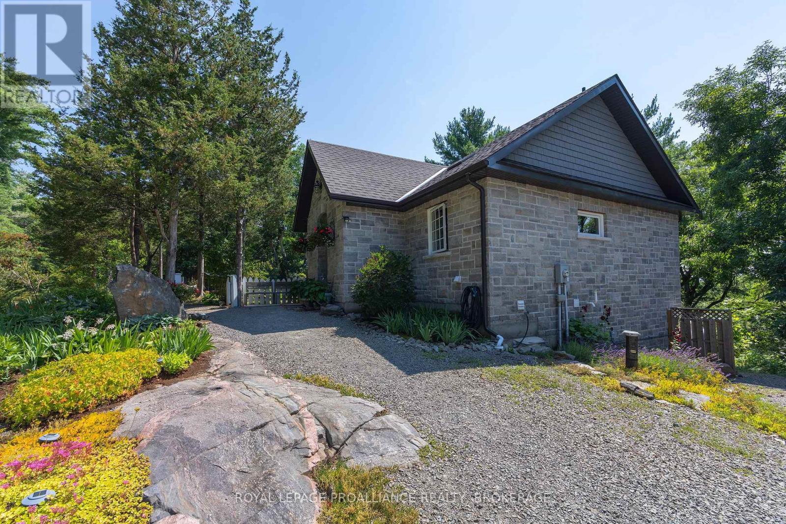 369 OLD RIVER ROAD