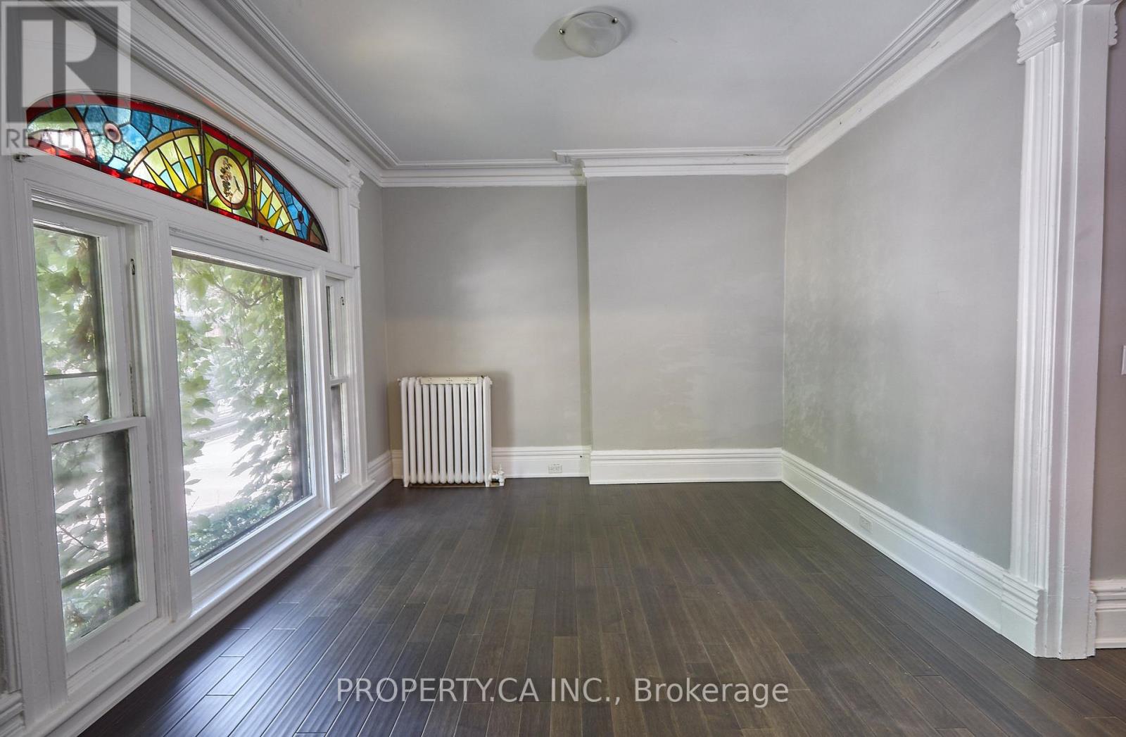 345 GLADSTONE AVENUE
