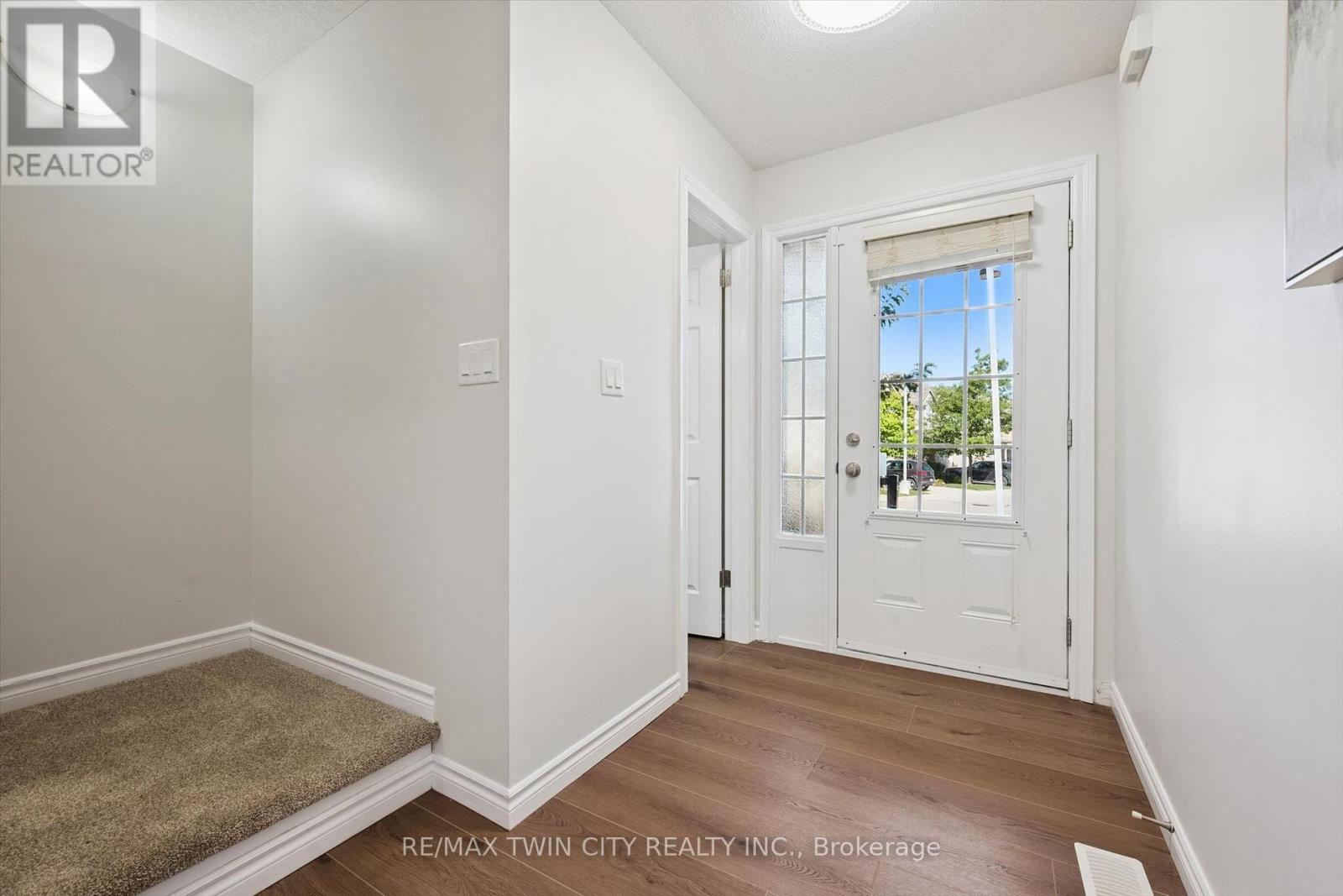 24 - 555 CHABLIS DRIVE