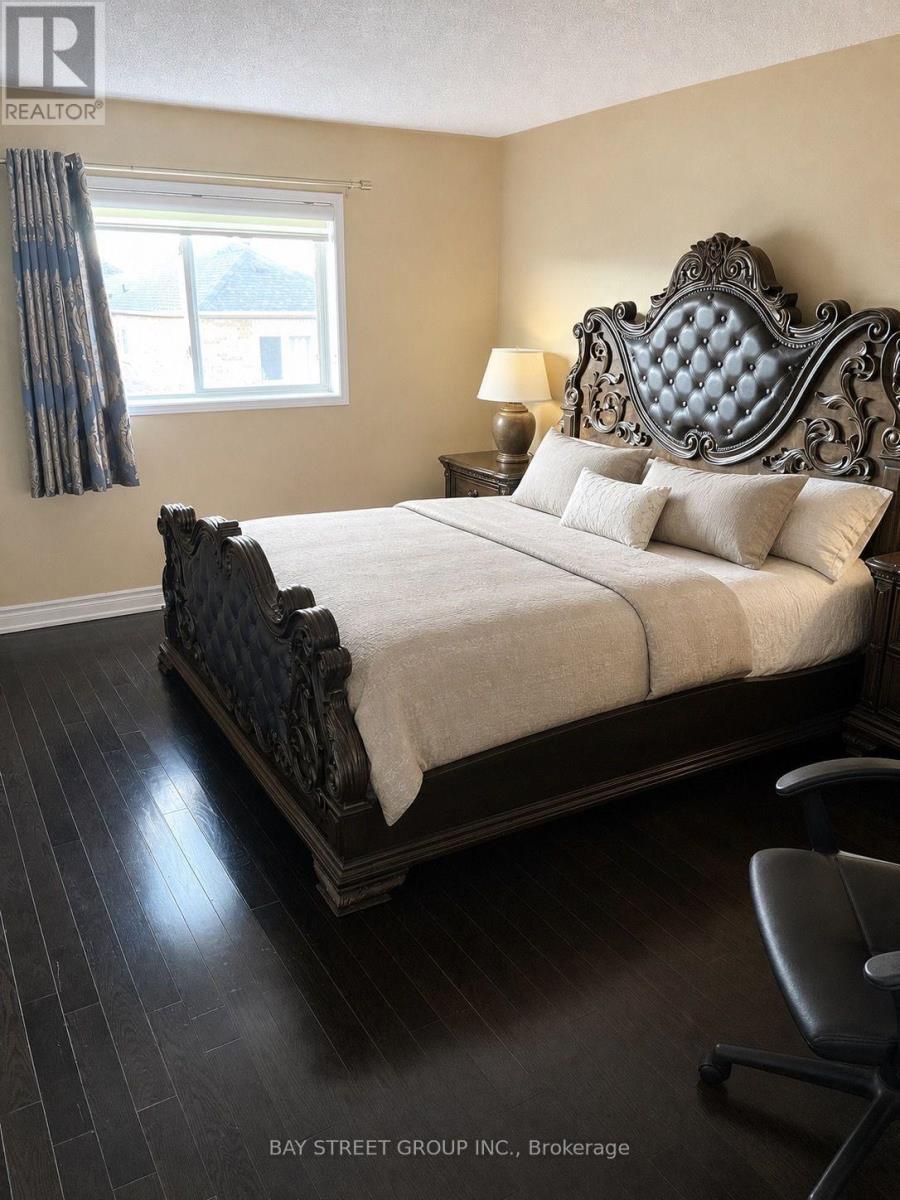 UPPER - 19 CASABEL DRIVE