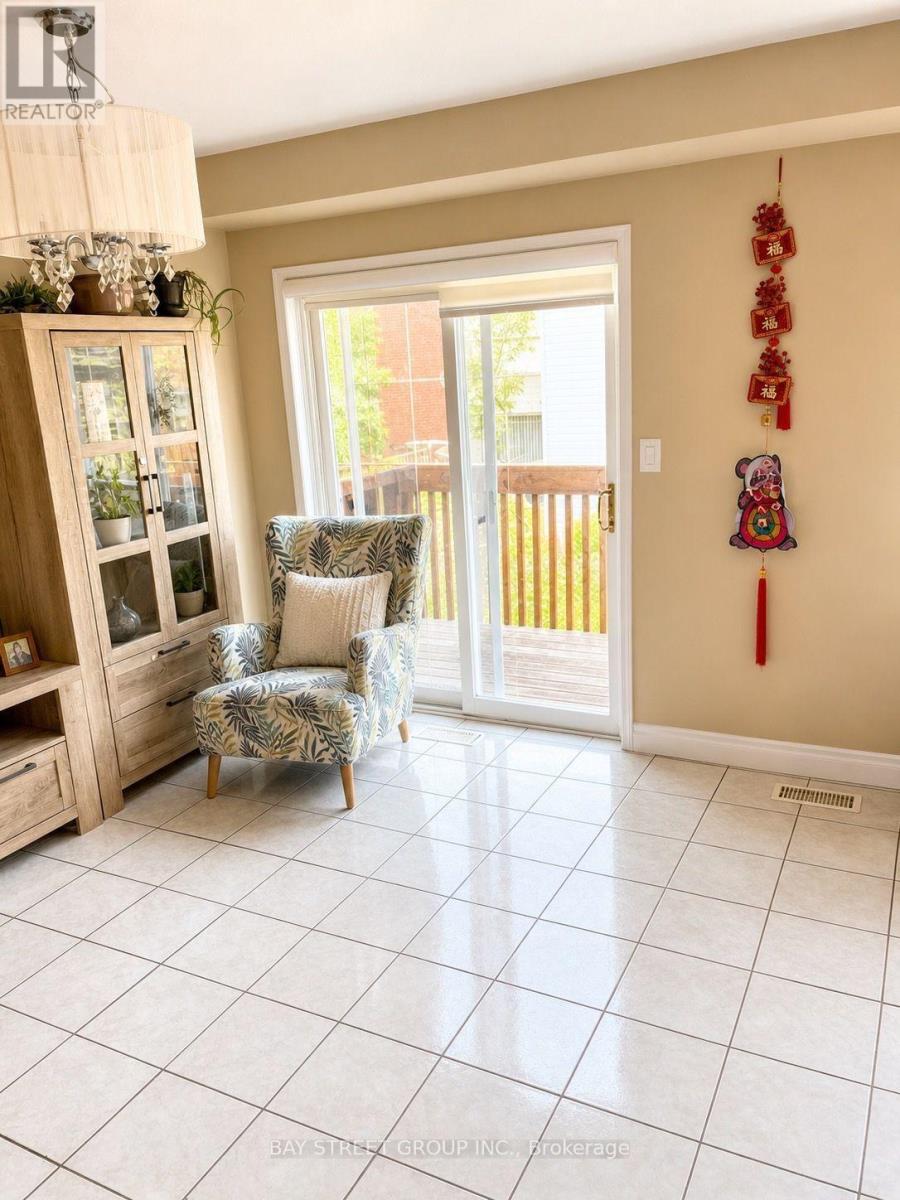 UPPER - 19 CASABEL DRIVE