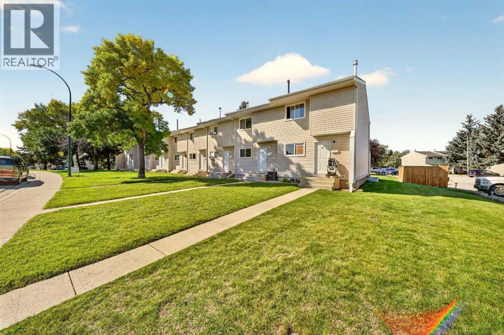 53, 55 Lemoyne Crescent W
