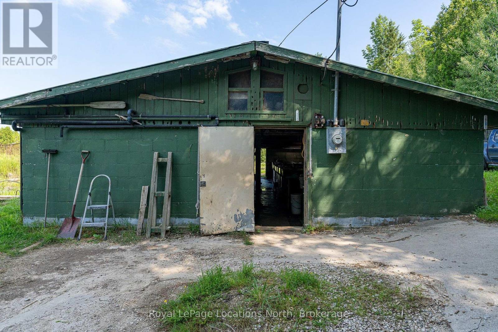 548037 3RD SIDE ROAD