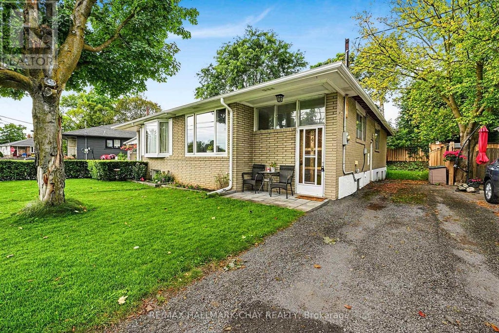 84 LONGFORD DRIVE, NEWMARKET (BRISTOL-LONDON), ON L3Y 2Y4 - Image 3233428912.jpeg?d=l