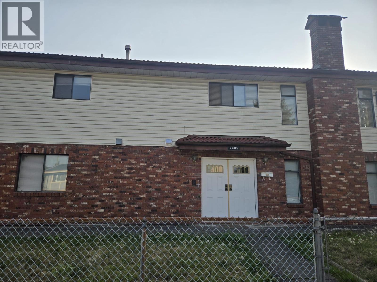 7405 4TH STREET