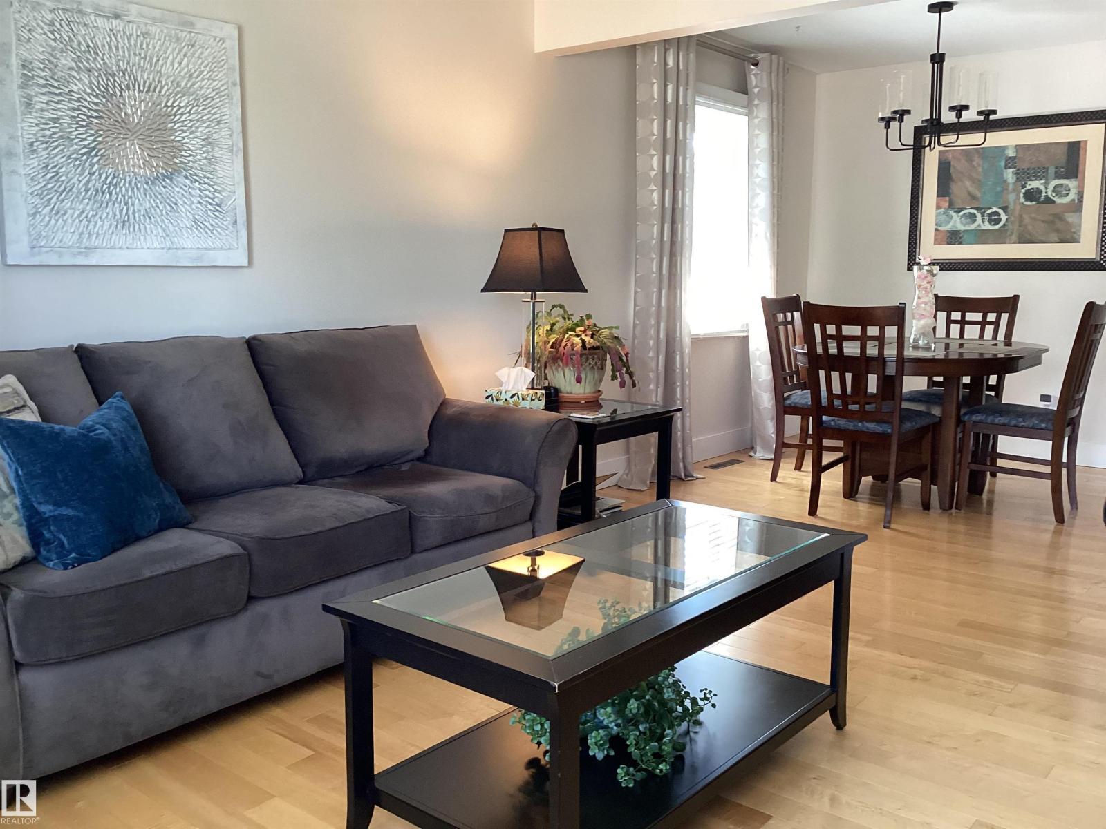 15627 83 AV NW