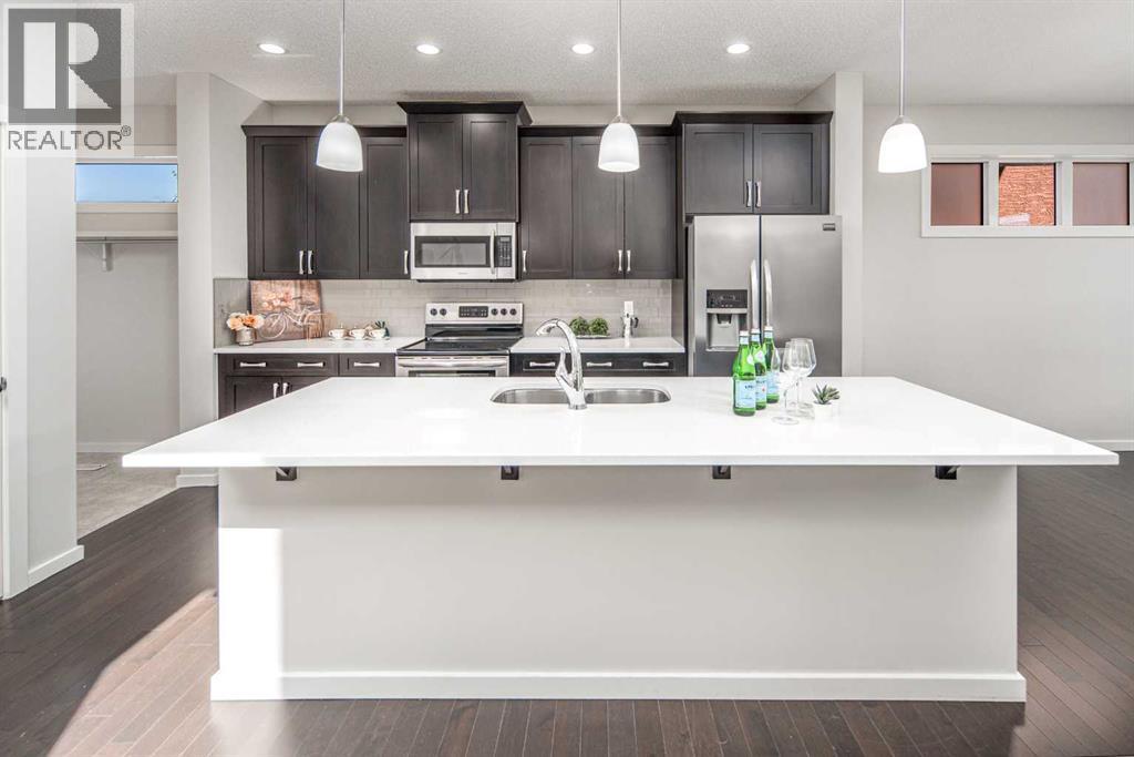 25 Marquis Place SE