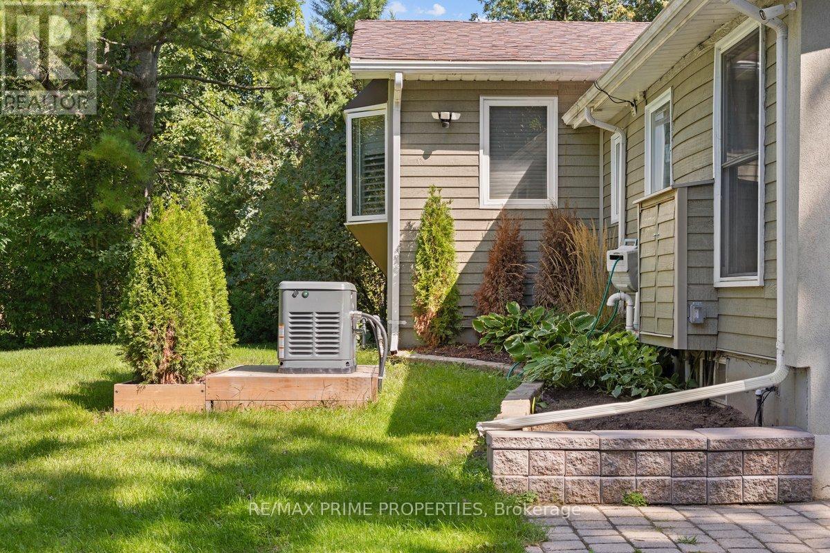 2466 FAIRMILE ROAD