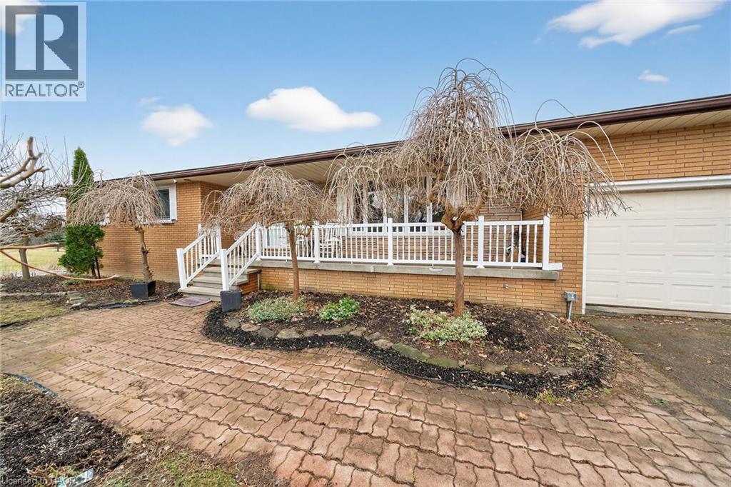 1549 GUYATT Road