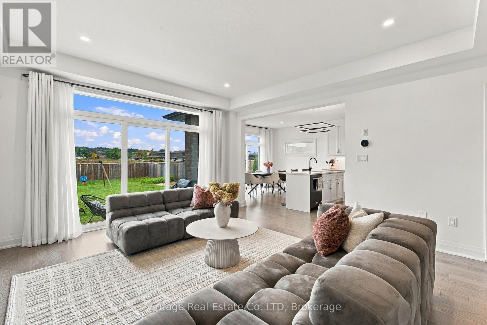 136 SUSAN DRIVE