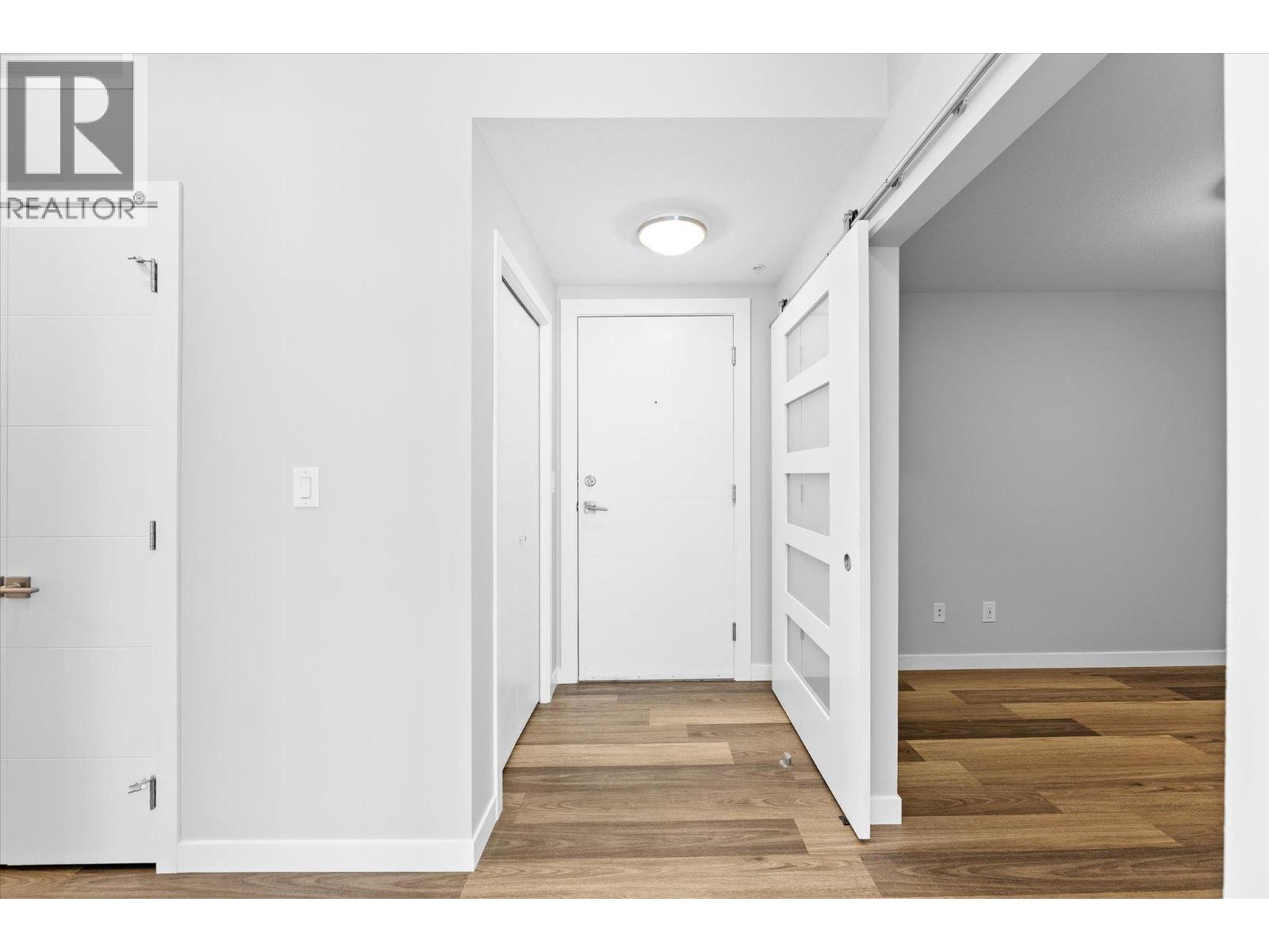 722 Valley Road Unit# 210