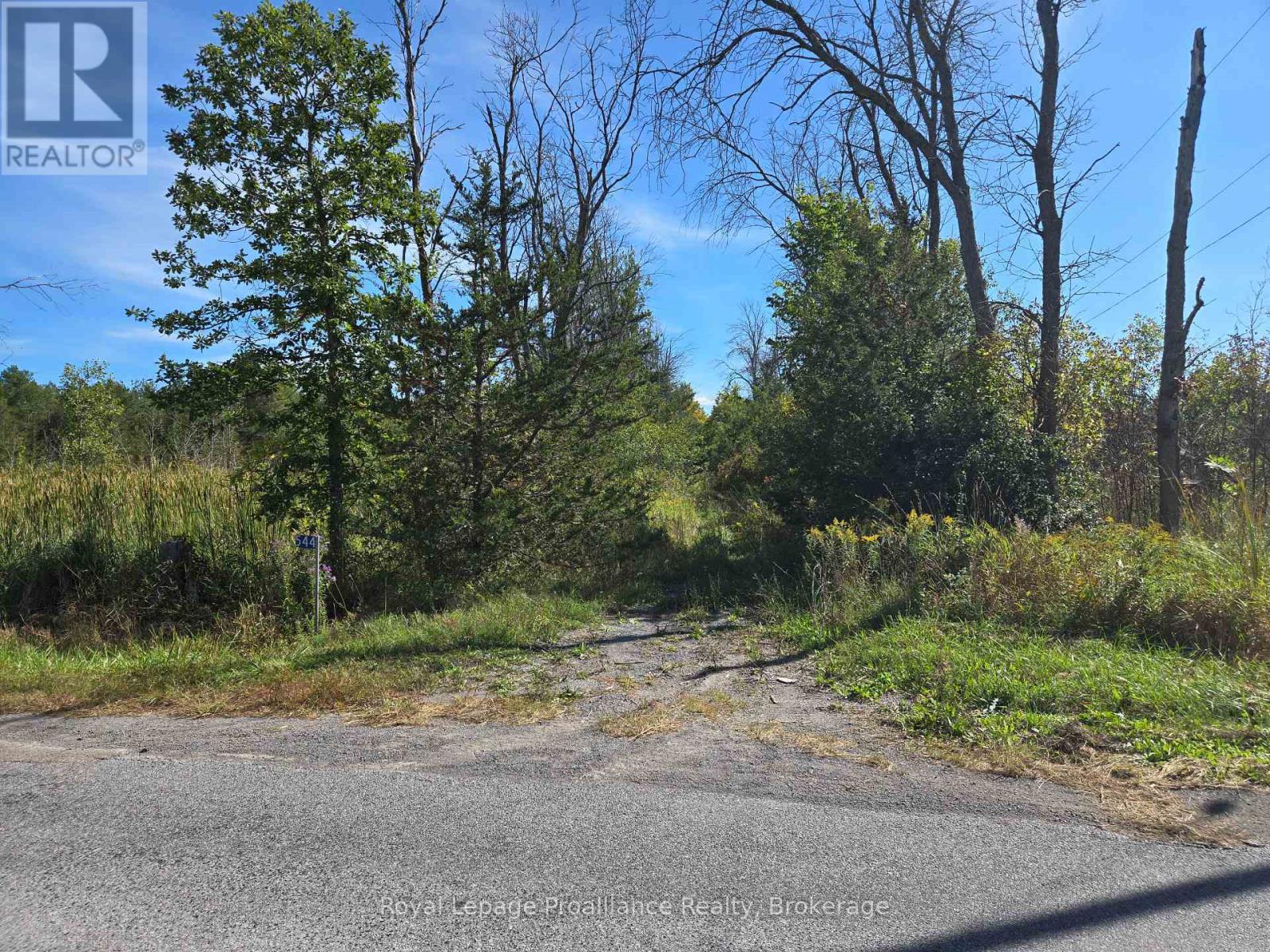 544 LAZIER ROAD