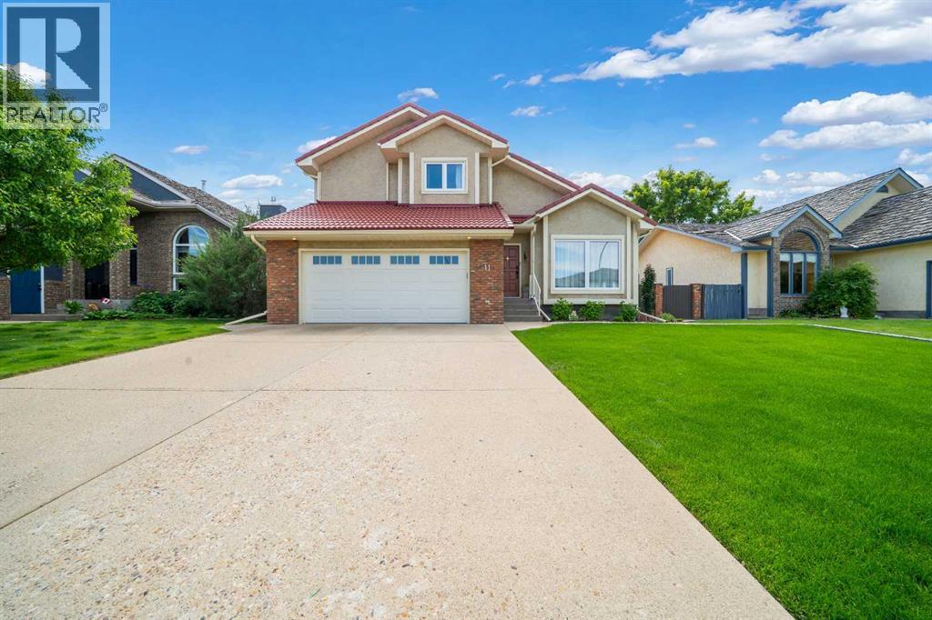 11 TAYLOR CRESCENT SE, MEDICINE HAT, AB T1B 3X5 - Image 2332615522.jpeg?d=l