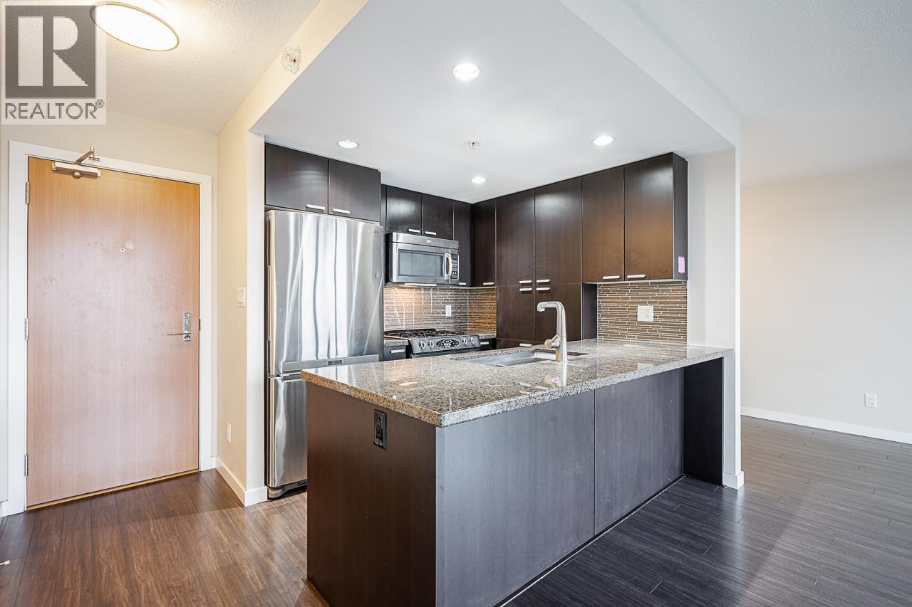 1705 2232 DOUGLAS ROAD