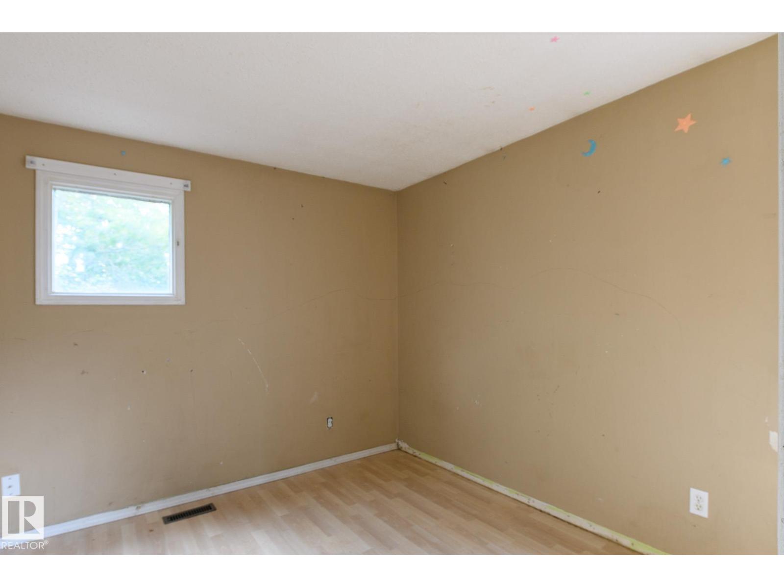 5511 92C AV NW